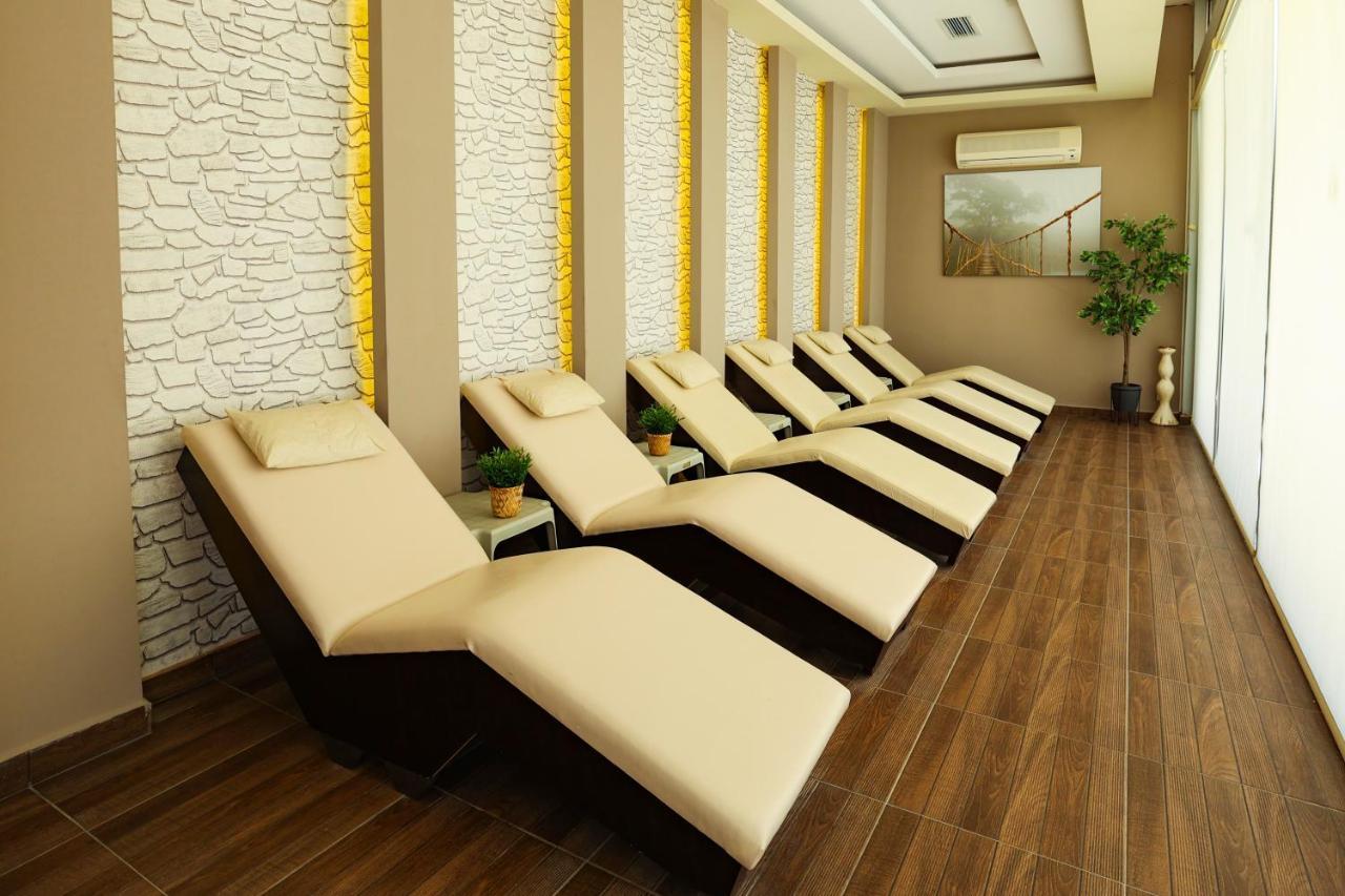 Crystal Centro Resort - Ultimate All Inclusive Antalya Exterior photo