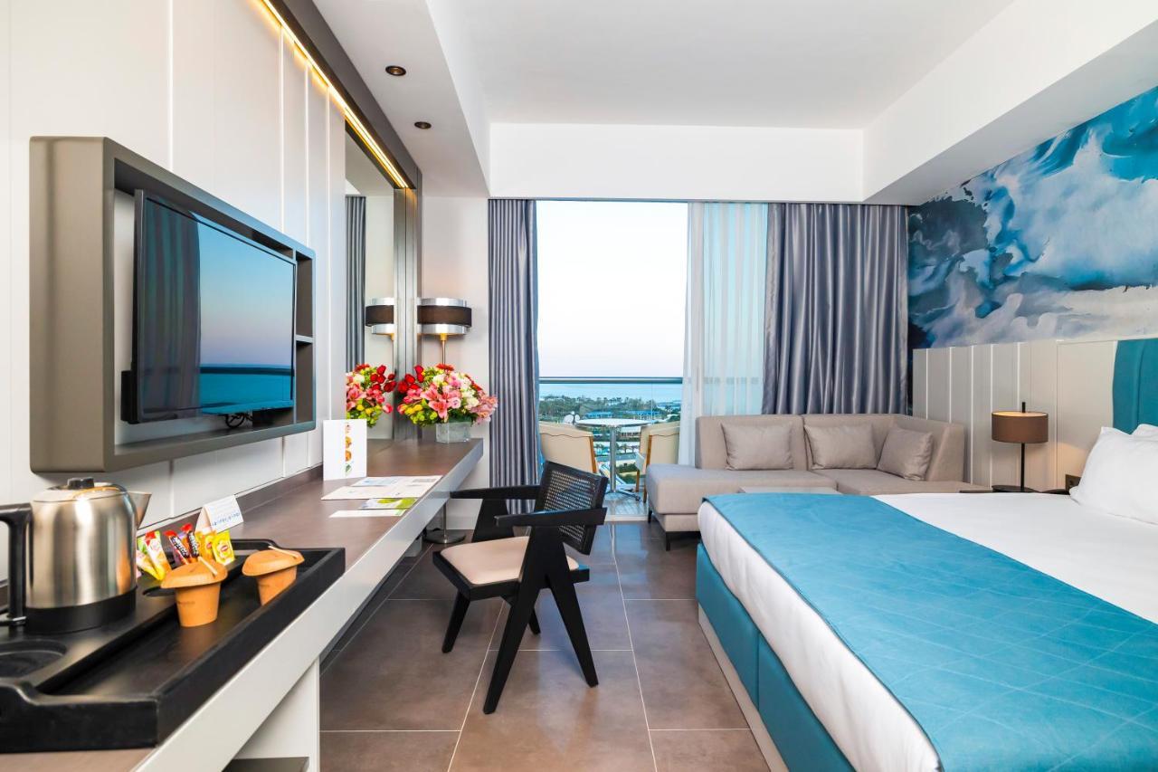 Crystal Centro Resort - Ultimate All Inclusive Antalya Exterior photo