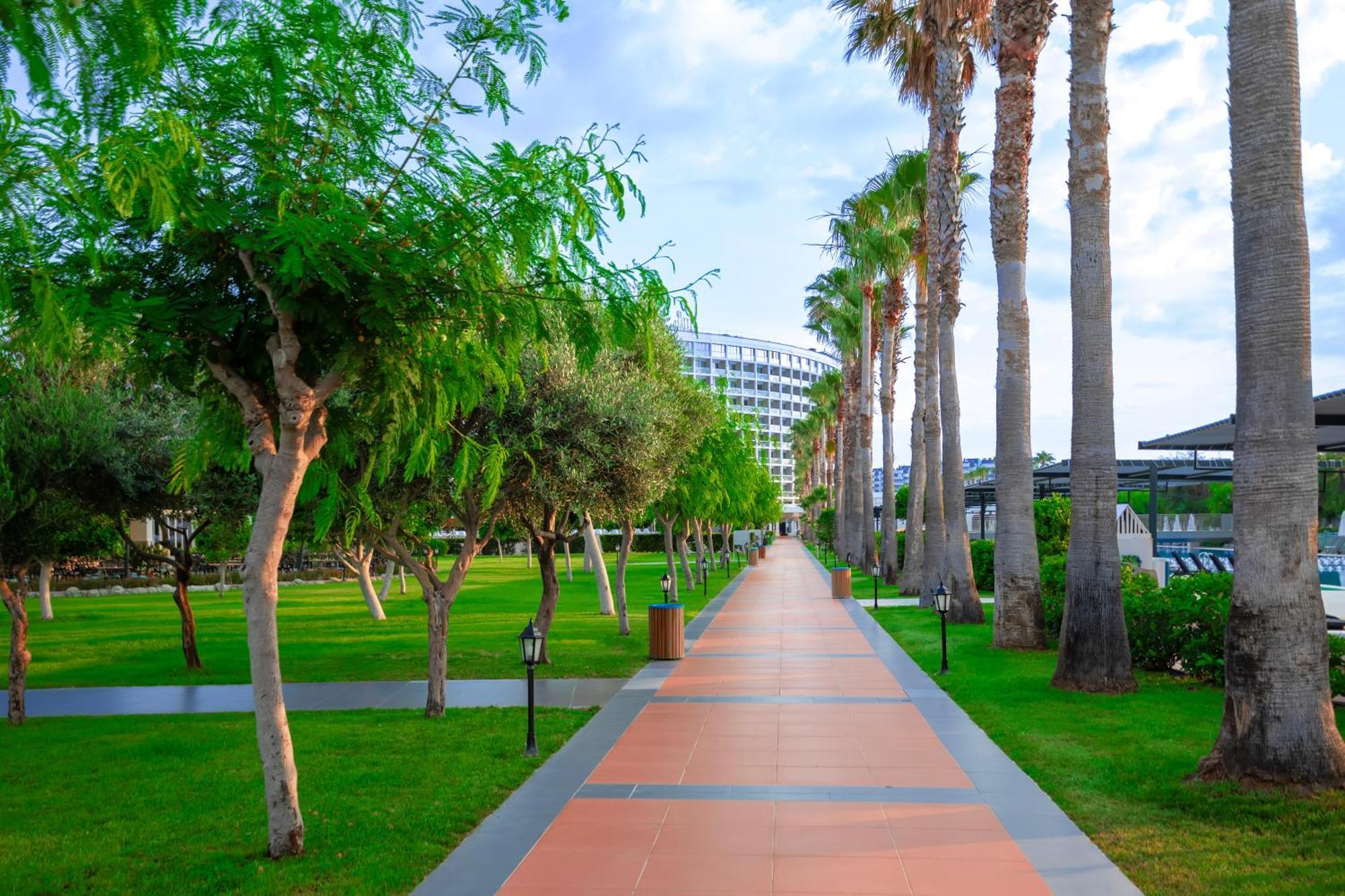 Crystal Centro Resort - Ultimate All Inclusive Antalya Exterior photo