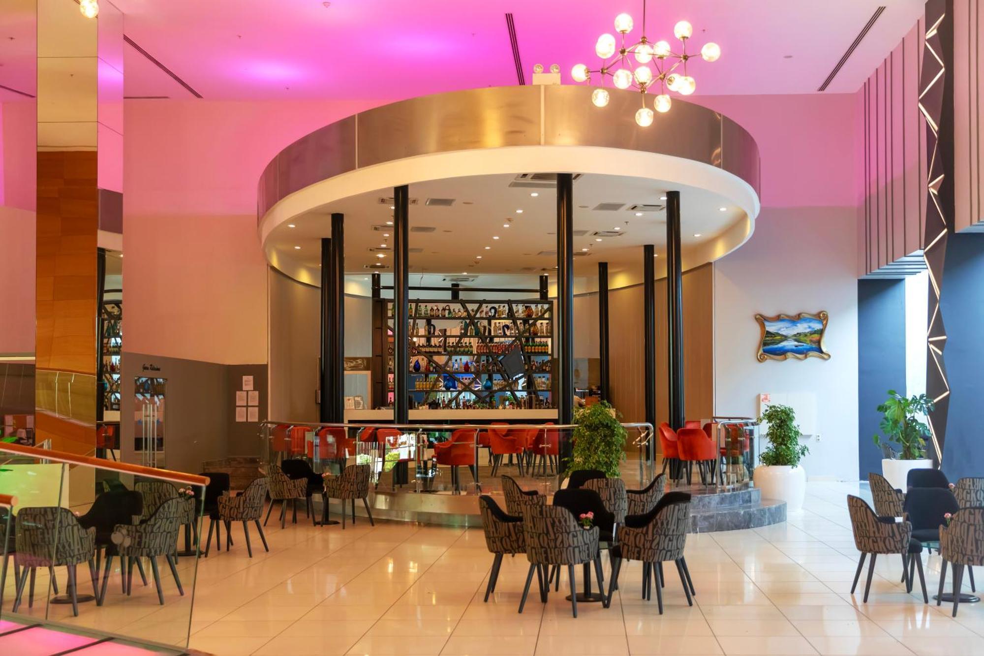 Crystal Centro Resort - Ultimate All Inclusive Antalya Exterior photo
