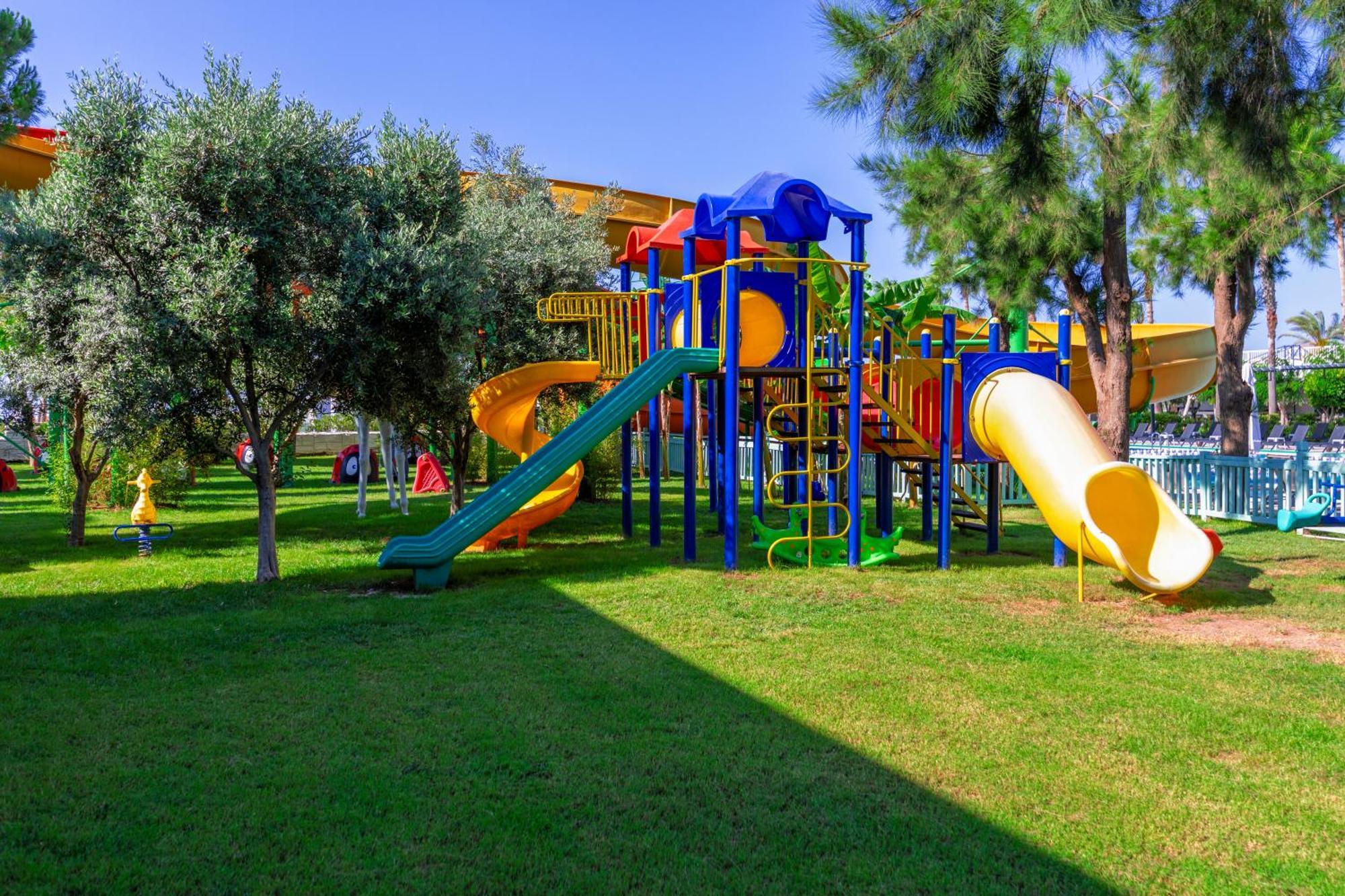 Crystal Centro Resort - Ultimate All Inclusive Antalya Exterior photo